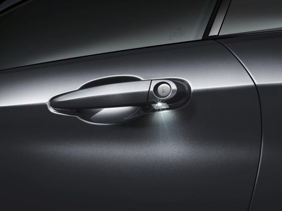  BMW 4-Series Coupe 2014 года  (фото 58 из 111)